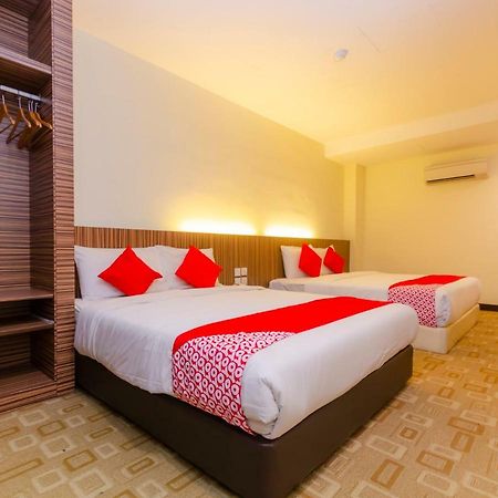 Wf Hotel Джохор-Бару Экстерьер фото
