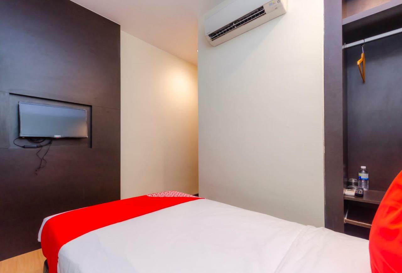 Wf Hotel Джохор-Бару Экстерьер фото
